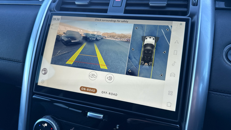 Land Rover Discovery 3.0 D300 S 5dr Auto Diesel Station Wagon